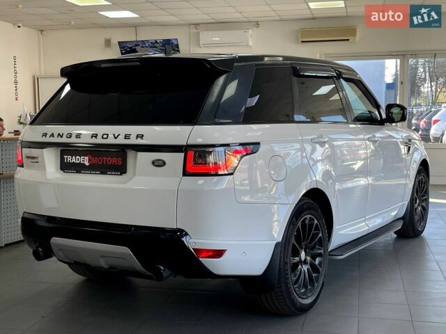 Білий Ленд Ровер Range Rover Sport, об'ємом двигуна 3 л та пробігом 203 тис. км за 22490 $, фото 9 на Automoto.ua