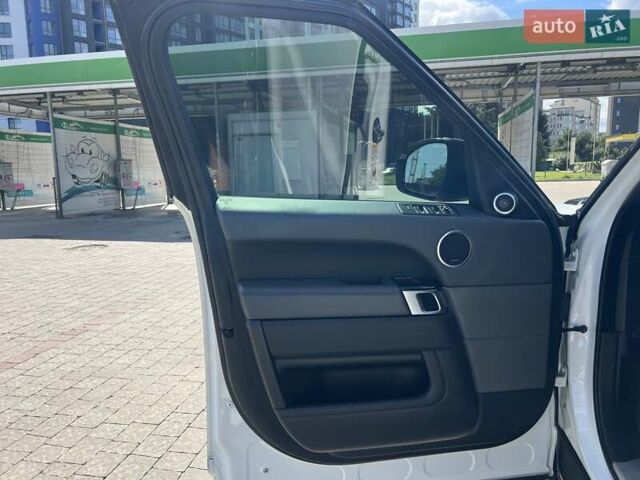 Белый Ленд Ровер Рендж Ровер Спорт, объемом двигателя 3 л и пробегом 116 тыс. км за 30000 $, фото 40 на Automoto.ua