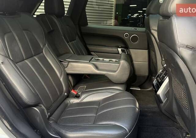 Білий Ленд Ровер Range Rover Sport, об'ємом двигуна 3 л та пробігом 261 тис. км за 26990 $, фото 13 на Automoto.ua