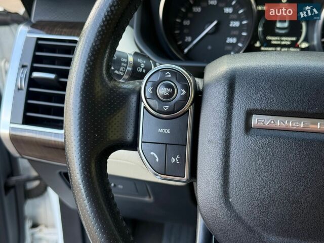 Білий Ленд Ровер Range Rover Sport, об'ємом двигуна 3 л та пробігом 171 тис. км за 22500 $, фото 39 на Automoto.ua