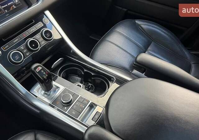 Білий Ленд Ровер Range Rover Sport, об'ємом двигуна 3 л та пробігом 261 тис. км за 26990 $, фото 29 на Automoto.ua