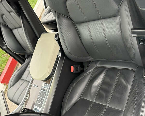 Білий Ленд Ровер Range Rover Sport, об'ємом двигуна 2.99 л та пробігом 98 тис. км за 32999 $, фото 29 на Automoto.ua