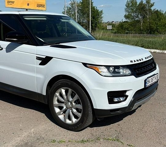 Білий Ленд Ровер Range Rover Sport, об'ємом двигуна 3 л та пробігом 215 тис. км за 22800 $, фото 4 на Automoto.ua