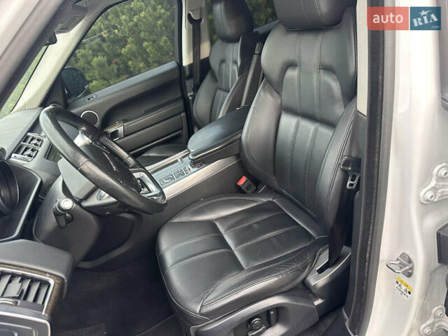 Белый Ленд Ровер Рендж Ровер Спорт, объемом двигателя 3 л и пробегом 97 тыс. км за 30700 $, фото 3 на Automoto.ua