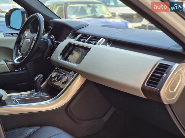 Білий Ленд Ровер Range Rover Sport, об'ємом двигуна 2.99 л та пробігом 99 тис. км за 28490 $, фото 54 на Automoto.ua