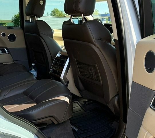 Білий Ленд Ровер Range Rover Sport, об'ємом двигуна 3 л та пробігом 215 тис. км за 22800 $, фото 55 на Automoto.ua
