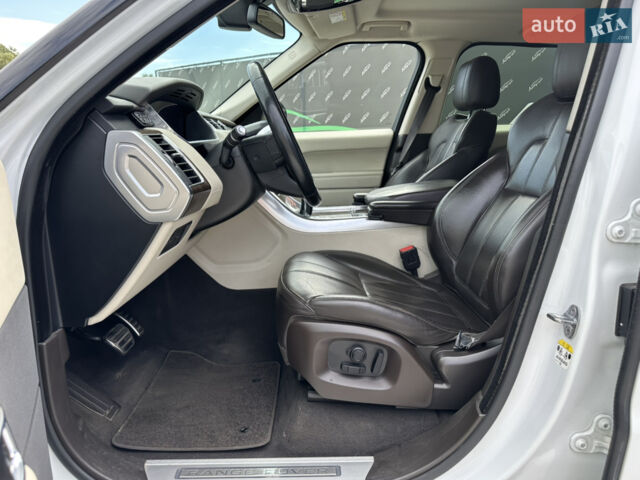Білий Ленд Ровер Range Rover Sport, об'ємом двигуна 2.99 л та пробігом 164 тис. км за 22000 $, фото 9 на Automoto.ua