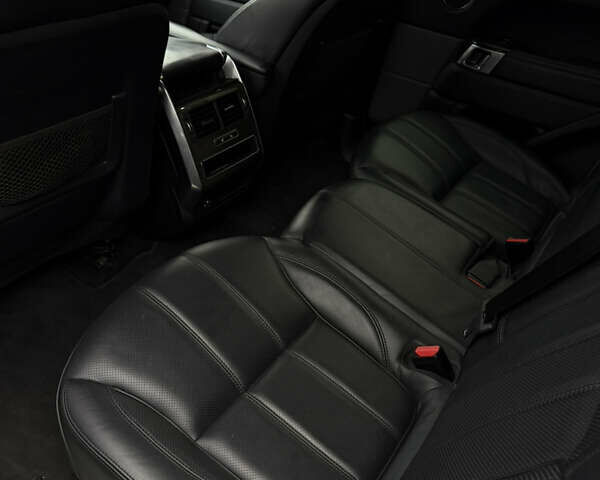 Білий Ленд Ровер Range Rover Sport, об'ємом двигуна 3 л та пробігом 195 тис. км за 24500 $, фото 37 на Automoto.ua