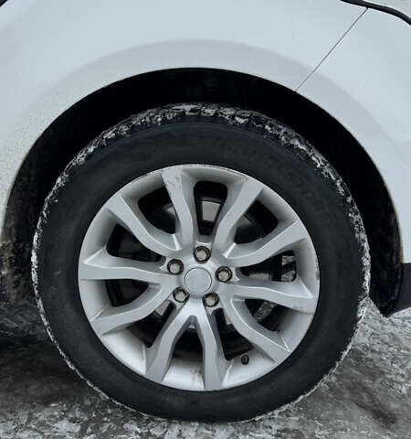 Белый Ленд Ровер Рендж Ровер Спорт, объемом двигателя 2.99 л и пробегом 167 тыс. км за 27300 $, фото 10 на Automoto.ua