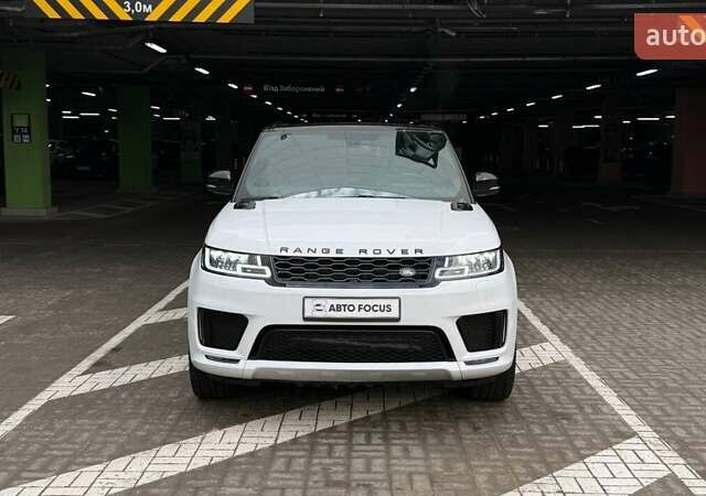 Білий Ленд Ровер Range Rover Sport, об'ємом двигуна 3 л та пробігом 261 тис. км за 26990 $, фото 2 на Automoto.ua