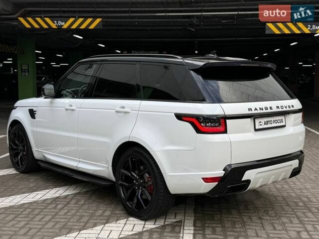 Белый Ленд Ровер Рендж Ровер Спорт, объемом двигателя 3 л и пробегом 261 тыс. км за 26990 $, фото 4 на Automoto.ua