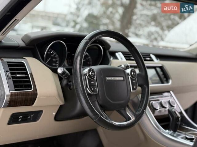 Белый Ленд Ровер Рендж Ровер Спорт, объемом двигателя 3 л и пробегом 170 тыс. км за 26500 $, фото 24 на Automoto.ua