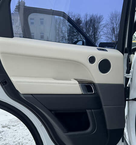 Белый Ленд Ровер Рендж Ровер Спорт, объемом двигателя 2.99 л и пробегом 167 тыс. км за 27300 $, фото 36 на Automoto.ua