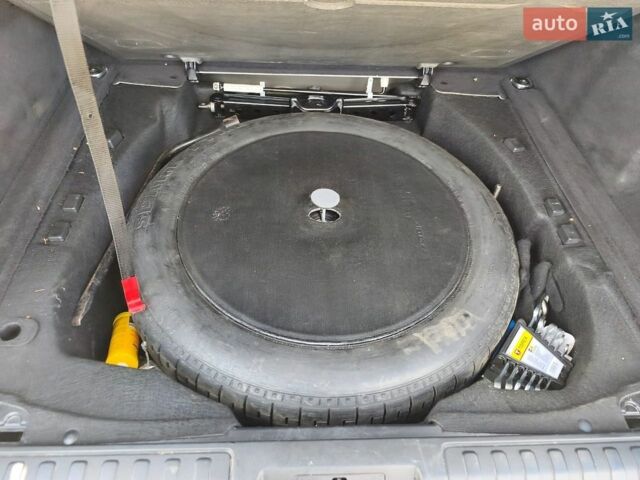 Білий Ленд Ровер Range Rover Sport, об'ємом двигуна 3 л та пробігом 186 тис. км за 26000 $, фото 6 на Automoto.ua