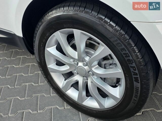 Білий Ленд Ровер Range Rover Sport, об'ємом двигуна 3 л та пробігом 194 тис. км за 23777 $, фото 24 на Automoto.ua