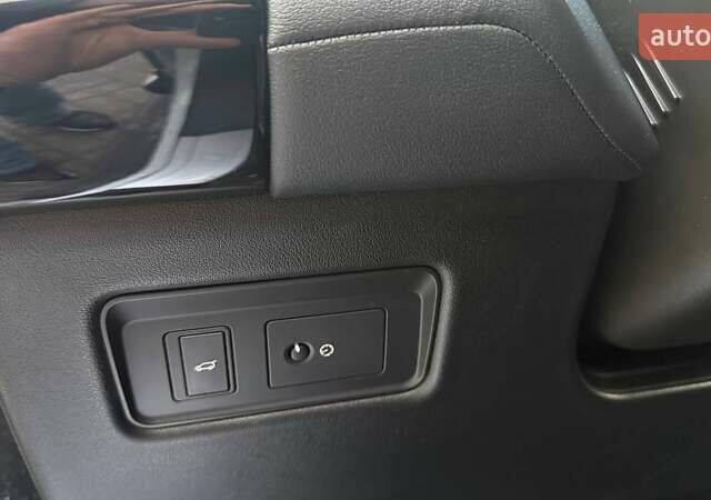 Білий Ленд Ровер Range Rover Sport, об'ємом двигуна 3 л та пробігом 261 тис. км за 26990 $, фото 20 на Automoto.ua