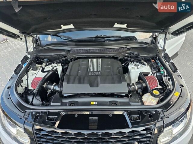 Білий Ленд Ровер Range Rover Sport, об'ємом двигуна 3 л та пробігом 194 тис. км за 23777 $, фото 67 на Automoto.ua