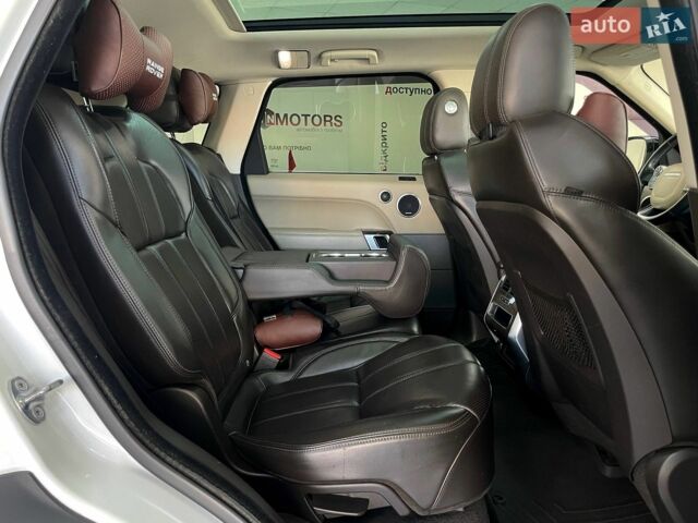 Білий Ленд Ровер Range Rover Sport, об'ємом двигуна 3 л та пробігом 203 тис. км за 22490 $, фото 36 на Automoto.ua