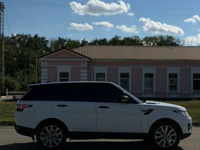 Белый Ленд Ровер Рендж Ровер Спорт, объемом двигателя 3 л и пробегом 117 тыс. км за 29990 $, фото 4 на Automoto.ua