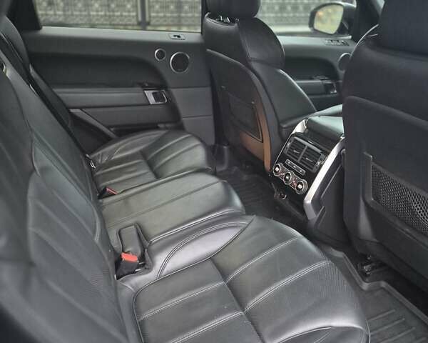 Білий Ленд Ровер Range Rover Sport, об'ємом двигуна 3 л та пробігом 170 тис. км за 27900 $, фото 21 на Automoto.ua