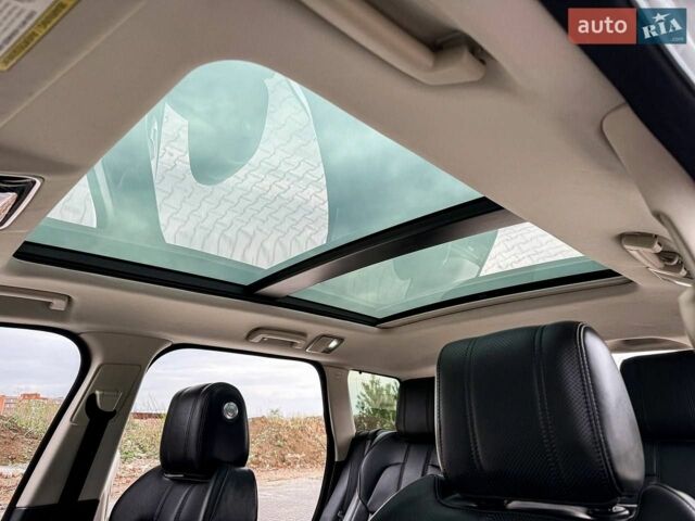 Білий Ленд Ровер Range Rover Sport, об'ємом двигуна 3 л та пробігом 194 тис. км за 23777 $, фото 69 на Automoto.ua