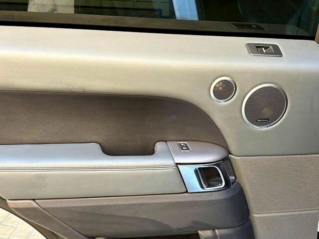 Белый Ленд Ровер Рендж Ровер Спорт, объемом двигателя 3 л и пробегом 180 тыс. км за 25500 $, фото 7 на Automoto.ua