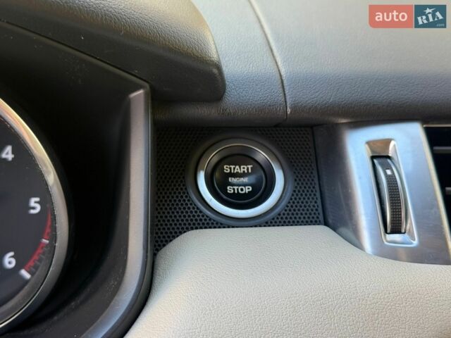 Білий Ленд Ровер Range Rover Sport, об'ємом двигуна 3 л та пробігом 171 тис. км за 22500 $, фото 43 на Automoto.ua