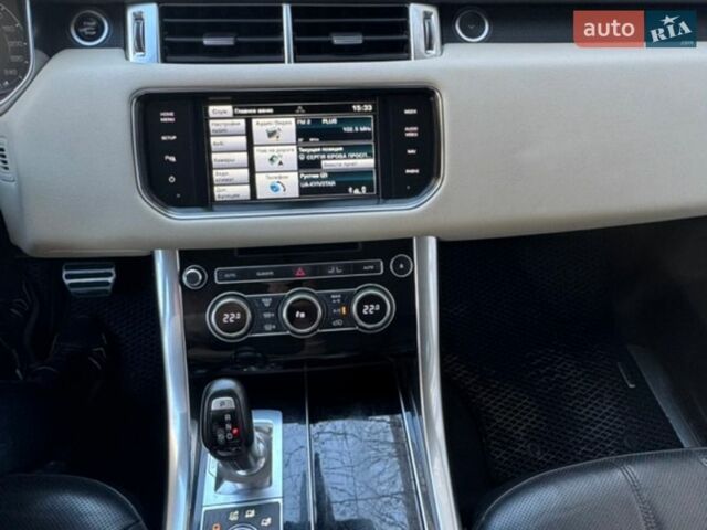 Білий Ленд Ровер Range Rover Sport, об'ємом двигуна 2.99 л та пробігом 158 тис. км за 25000 $, фото 13 на Automoto.ua