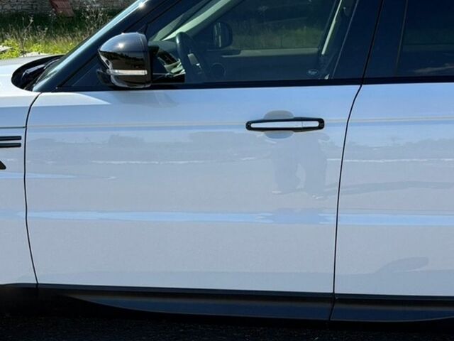 Білий Ленд Ровер Range Rover Sport, об'ємом двигуна 3 л та пробігом 215 тис. км за 22800 $, фото 10 на Automoto.ua