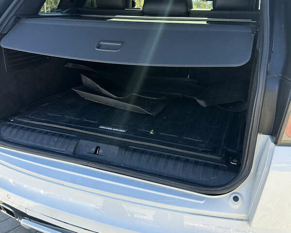 Білий Ленд Ровер Range Rover Sport, об'ємом двигуна 3 л та пробігом 170 тис. км за 27800 $, фото 18 на Automoto.ua