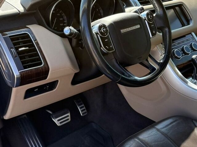 Білий Ленд Ровер Range Rover Sport, об'ємом двигуна 3 л та пробігом 215 тис. км за 22800 $, фото 43 на Automoto.ua