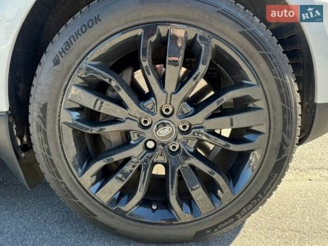 Білий Ленд Ровер Range Rover Sport, об'ємом двигуна 2.99 л та пробігом 158 тис. км за 25000 $, фото 6 на Automoto.ua