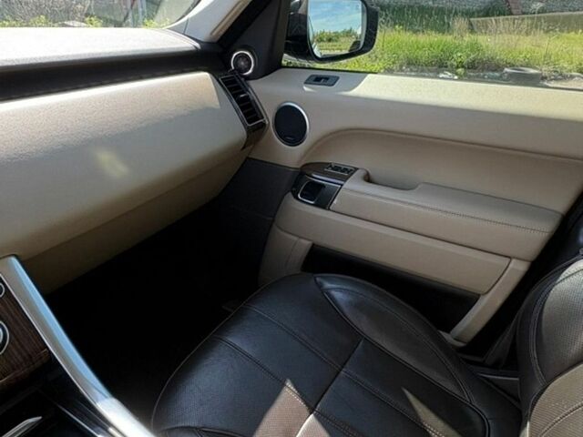 Білий Ленд Ровер Range Rover Sport, об'ємом двигуна 3 л та пробігом 215 тис. км за 22800 $, фото 46 на Automoto.ua