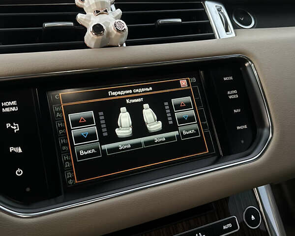 Білий Ленд Ровер Range Rover Sport, об'ємом двигуна 3 л та пробігом 173 тис. км за 24999 $, фото 26 на Automoto.ua