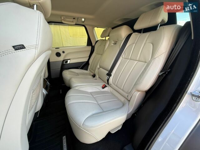 Білий Ленд Ровер Range Rover Sport, об'ємом двигуна 3 л та пробігом 171 тис. км за 22500 $, фото 46 на Automoto.ua