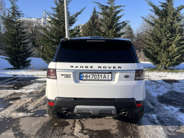 Білий Ленд Ровер Range Rover Sport, об'ємом двигуна 3 л та пробігом 186 тис. км за 26000 $, фото 34 на Automoto.ua