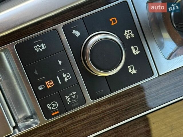 Білий Ленд Ровер Range Rover Sport, об'ємом двигуна 3 л та пробігом 171 тис. км за 24500 $, фото 29 на Automoto.ua