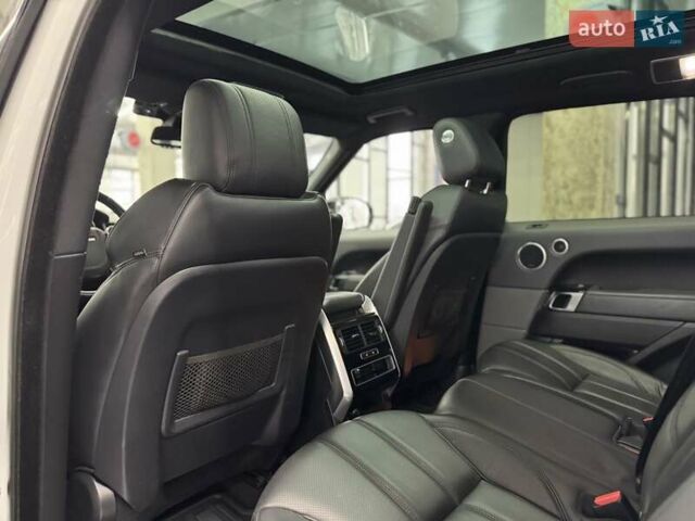 Белый Ленд Ровер Рендж Ровер Спорт, объемом двигателя 3 л и пробегом 146 тыс. км за 24500 $, фото 19 на Automoto.ua