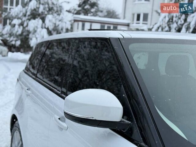 Белый Ленд Ровер Рендж Ровер Спорт, объемом двигателя 3 л и пробегом 170 тыс. км за 26500 $, фото 6 на Automoto.ua