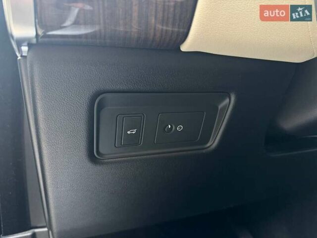 Білий Ленд Ровер Range Rover Sport, об'ємом двигуна 2.99 л та пробігом 167 тис. км за 23990 $, фото 17 на Automoto.ua