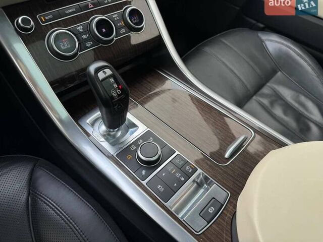 Білий Ленд Ровер Range Rover Sport, об'ємом двигуна 2.99 л та пробігом 167 тис. км за 23990 $, фото 27 на Automoto.ua