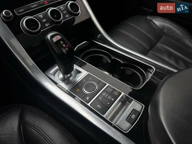 Білий Ленд Ровер Range Rover Sport, об'ємом двигуна 3 л та пробігом 261 тис. км за 28990 $, фото 23 на Automoto.ua