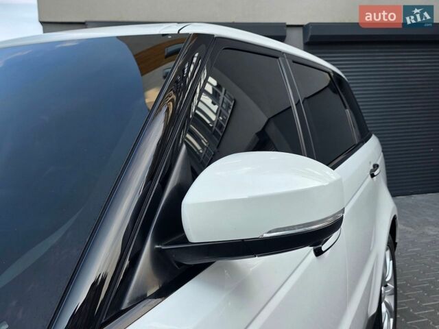Білий Ленд Ровер Range Rover Sport, об'ємом двигуна 3 л та пробігом 194 тис. км за 23777 $, фото 26 на Automoto.ua