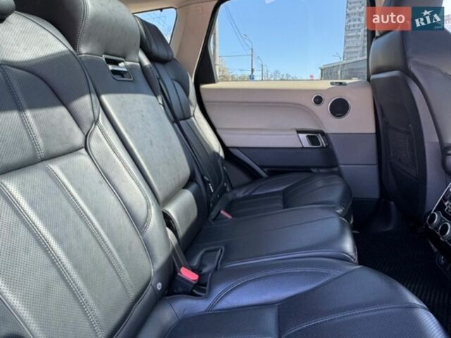 Білий Ленд Ровер Range Rover Sport, об'ємом двигуна 2.99 л та пробігом 158 тис. км за 25000 $, фото 10 на Automoto.ua