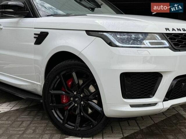 Белый Ленд Ровер Рендж Ровер Спорт, объемом двигателя 3 л и пробегом 261 тыс. км за 26990 $, фото 1 на Automoto.ua