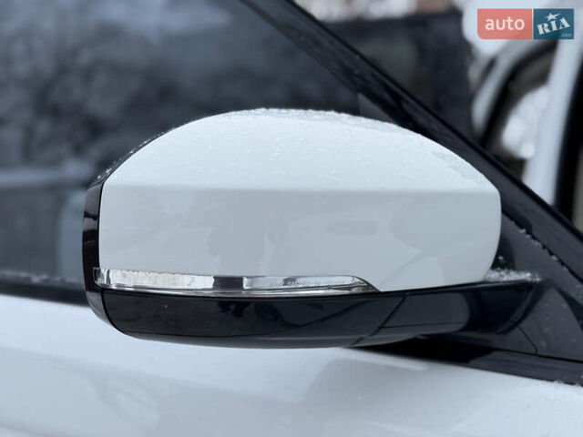 Белый Ленд Ровер Рендж Ровер Спорт, объемом двигателя 3 л и пробегом 175 тыс. км за 23800 $, фото 22 на Automoto.ua