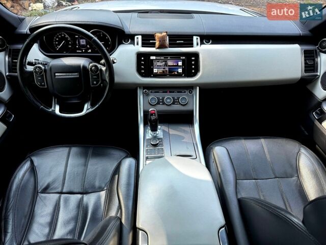 Білий Ленд Ровер Range Rover Sport, об'ємом двигуна 2.99 л та пробігом 197 тис. км за 24777 $, фото 11 на Automoto.ua