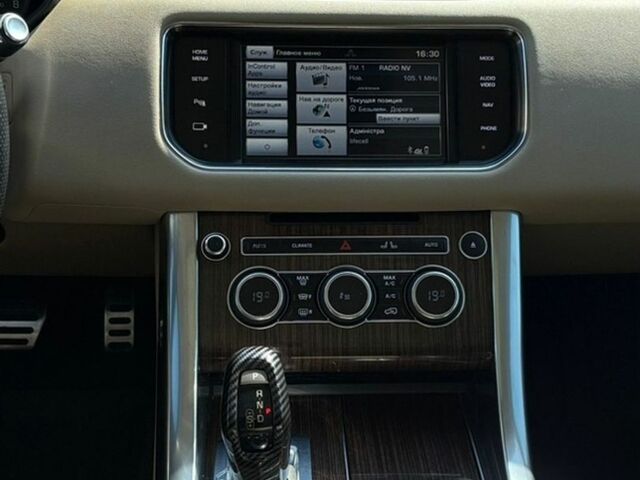 Білий Ленд Ровер Range Rover Sport, об'ємом двигуна 3 л та пробігом 215 тис. км за 22800 $, фото 49 на Automoto.ua