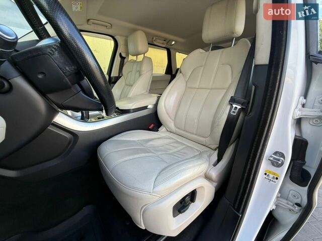 Білий Ленд Ровер Range Rover Sport, об'ємом двигуна 3 л та пробігом 171 тис. км за 22500 $, фото 23 на Automoto.ua