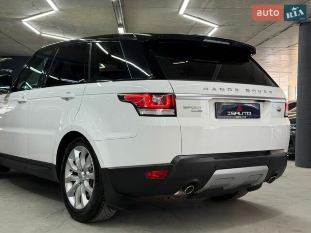 Білий Ленд Ровер Range Rover Sport, об'ємом двигуна 2.99 л та пробігом 99 тис. км за 28500 $, фото 12 на Automoto.ua